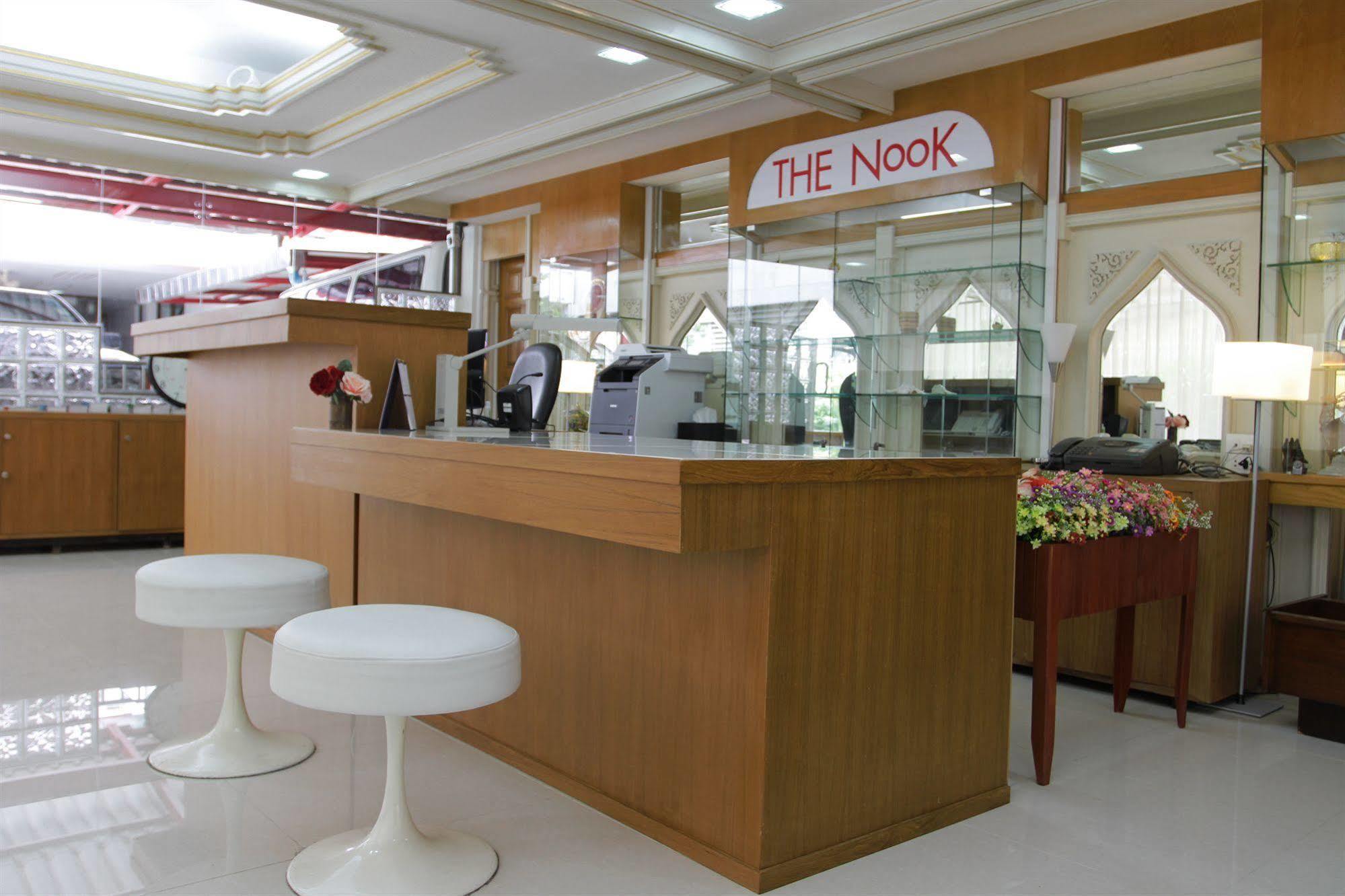 The Nook Pratunam Bangkok Bagian luar foto